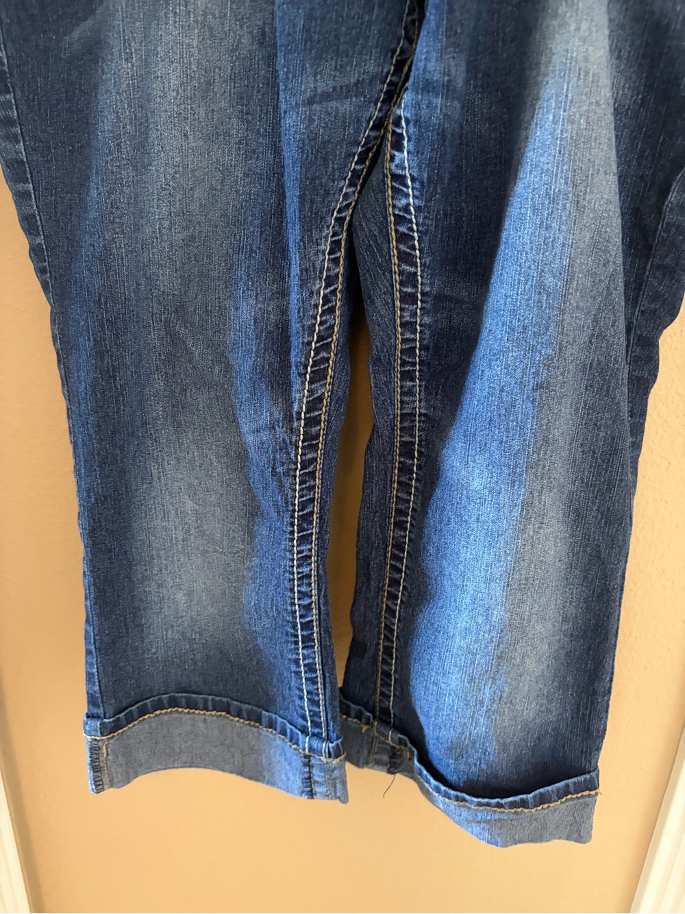 Angels Jeans Metal Stud Capri Dark Denim Size 17 - Picture 4 of 14